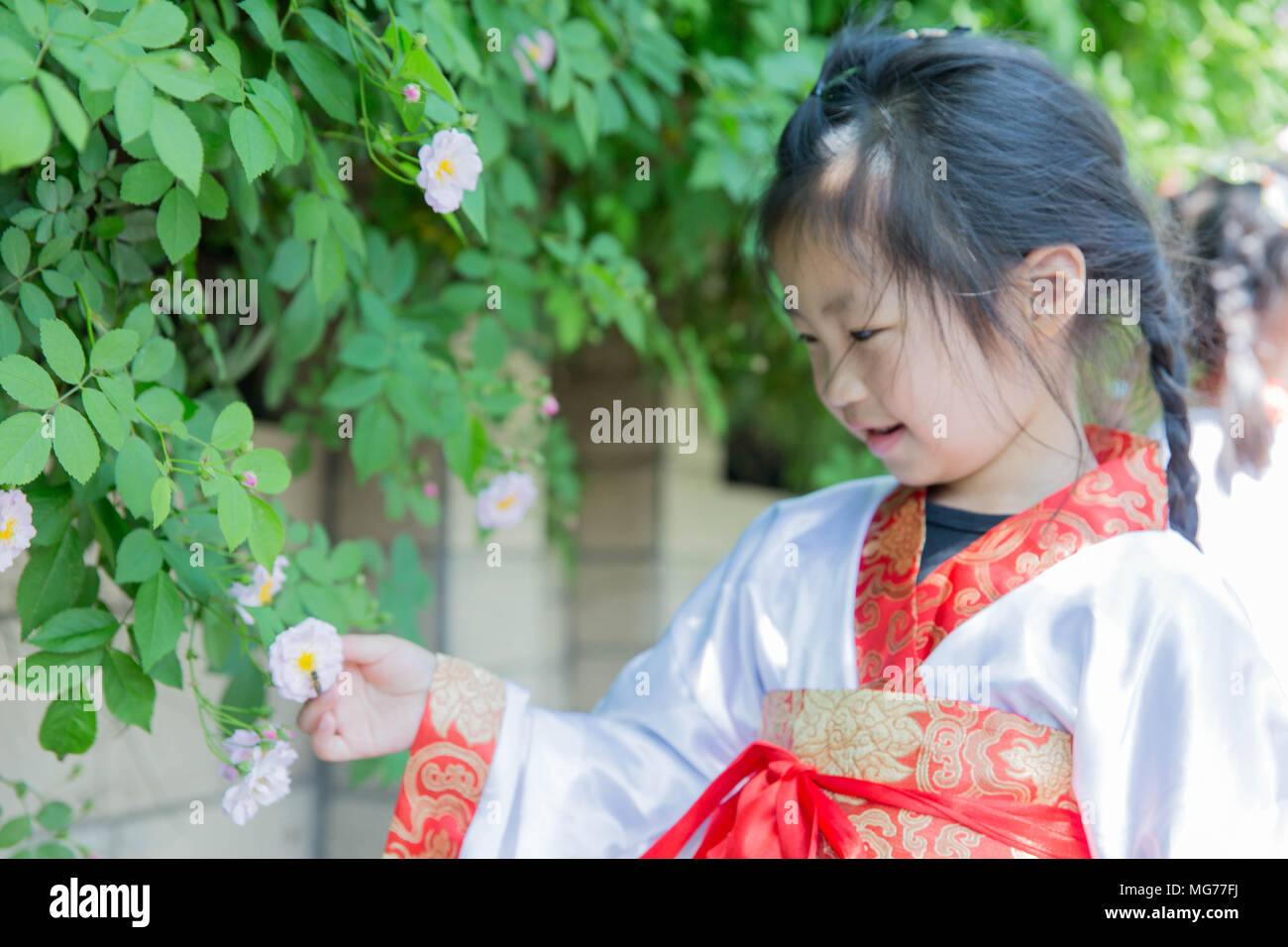 Rugao China 28th Apr 2018 Kids Wearing Traditional Chinese