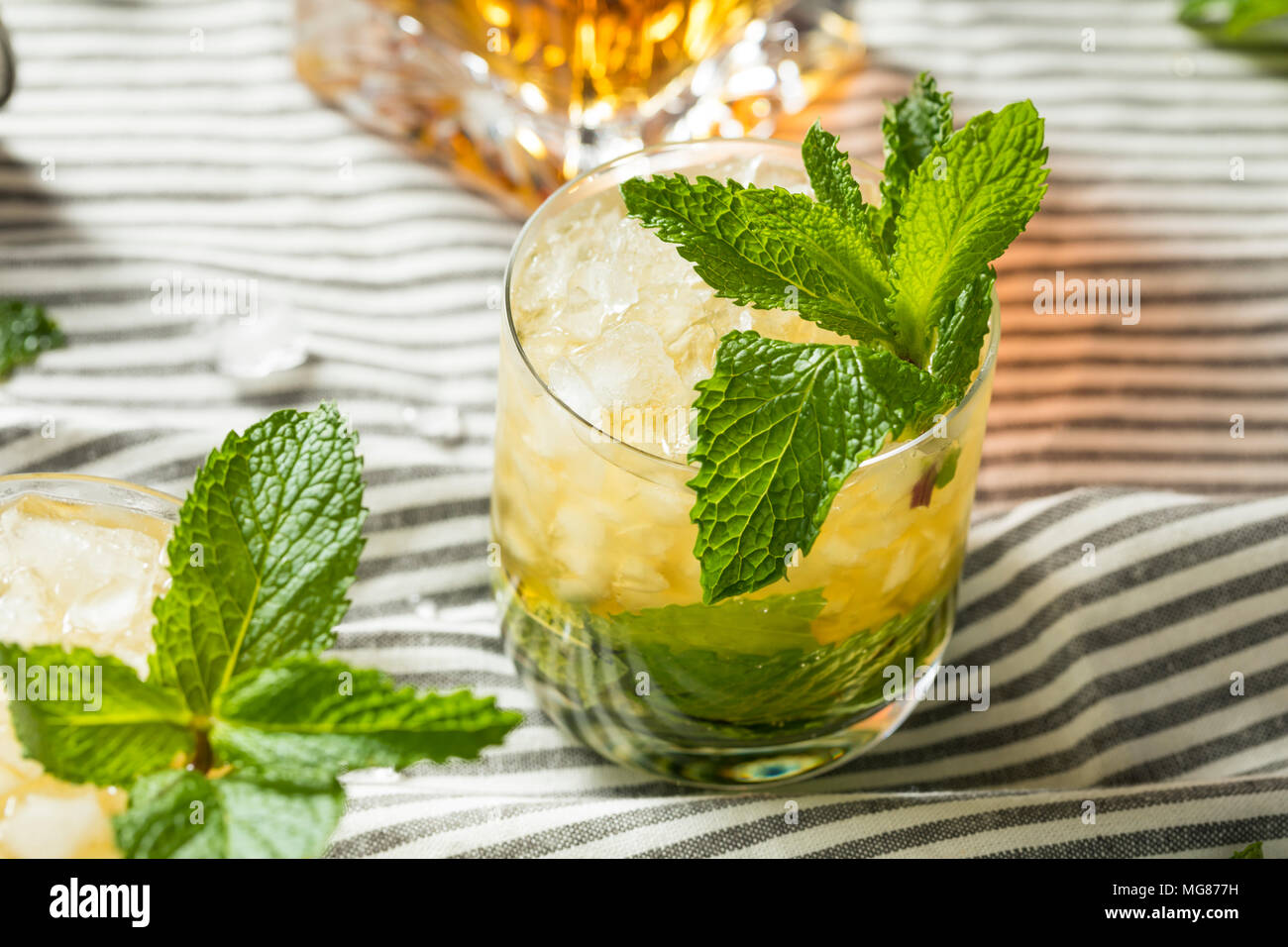 Homemade Derby Mint Julep with Kentucky Bourbon Stock Photo Alamy