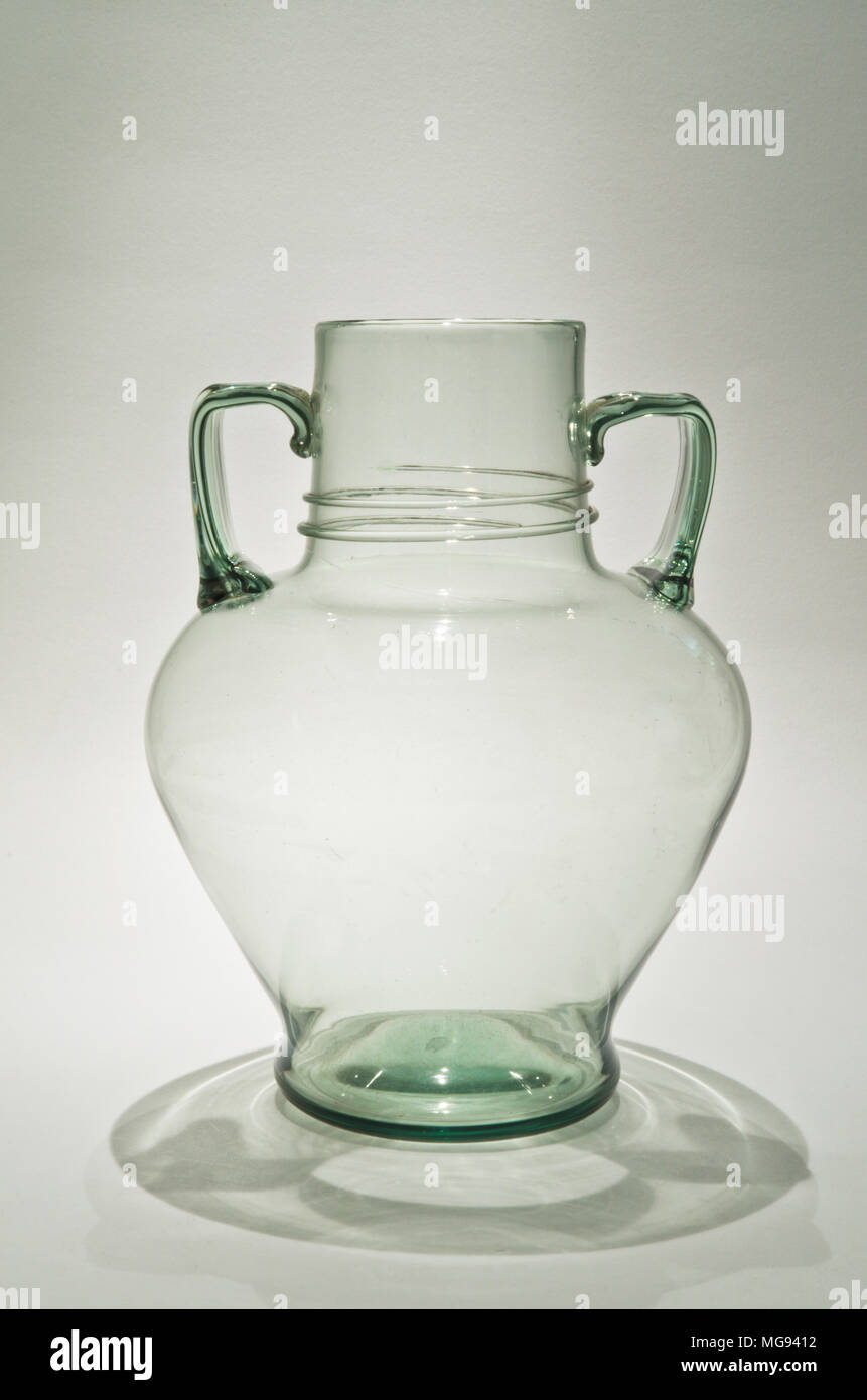 James Powell & Sons Whitefriars Glass Sea Green 'Maidstone' Vase designed by Harry Powell. London, UK Stock Photo