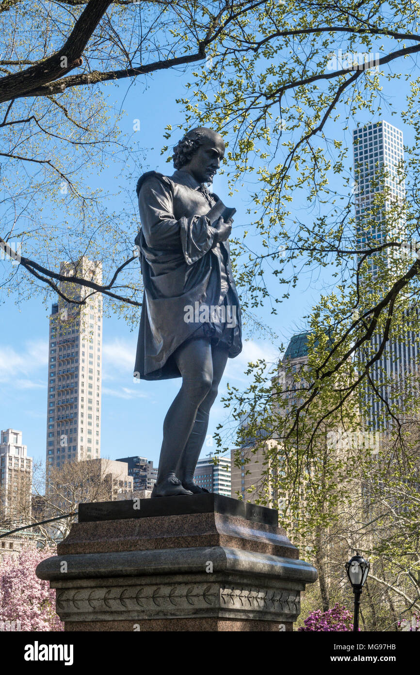 Bronze Sculpture of William Shakespeare, Central Park, NYC,USA Stock