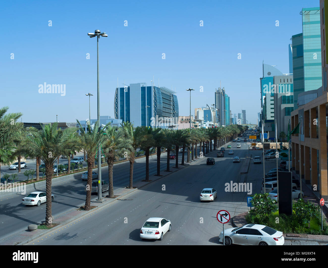 Light Traffic on King Fahad Road Early in The Morning In Riyadh, Saudi Arabia, 26-04-2018 Stock Photo
