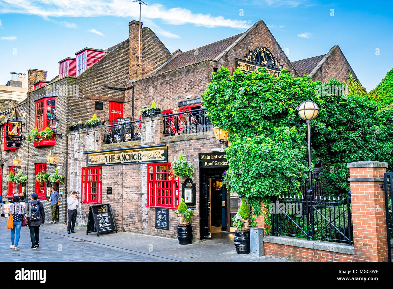 Anchor Bankside at London's Southbank, England Stock Photo Alamy