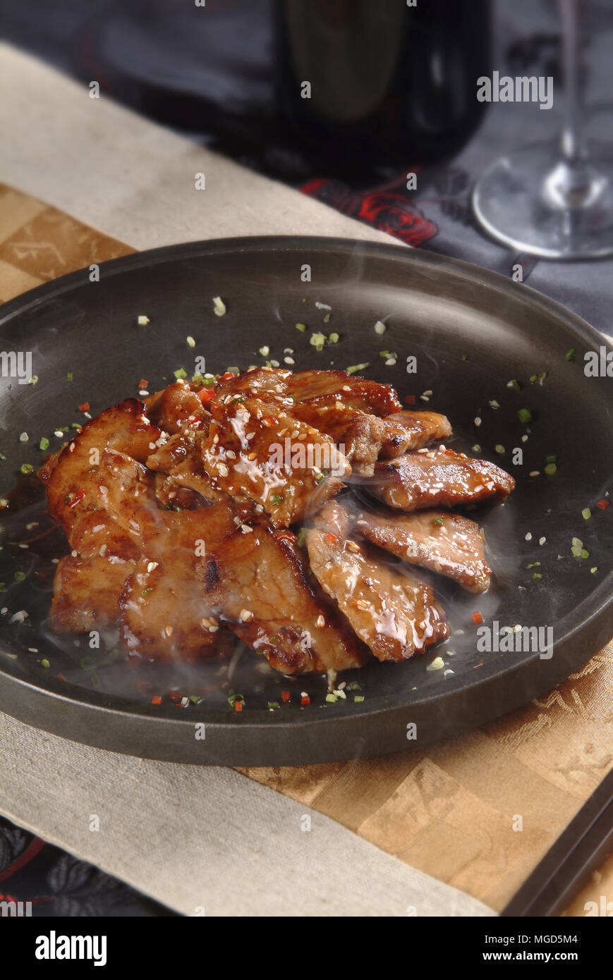 stir fried beef Stock Photo - Alamy