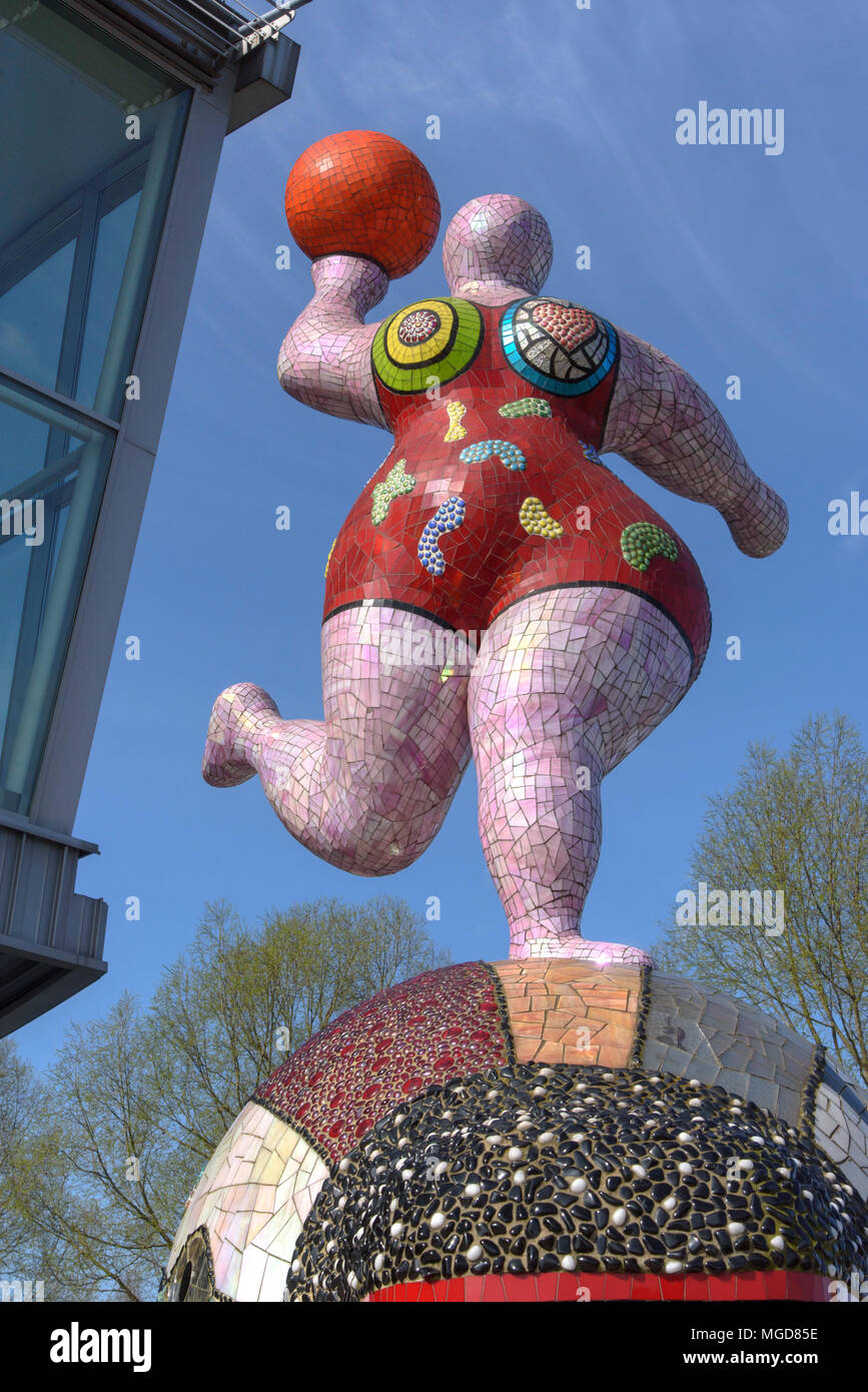Sculpture Nana and Dolphin by Niki de Saint Phalle at Stage