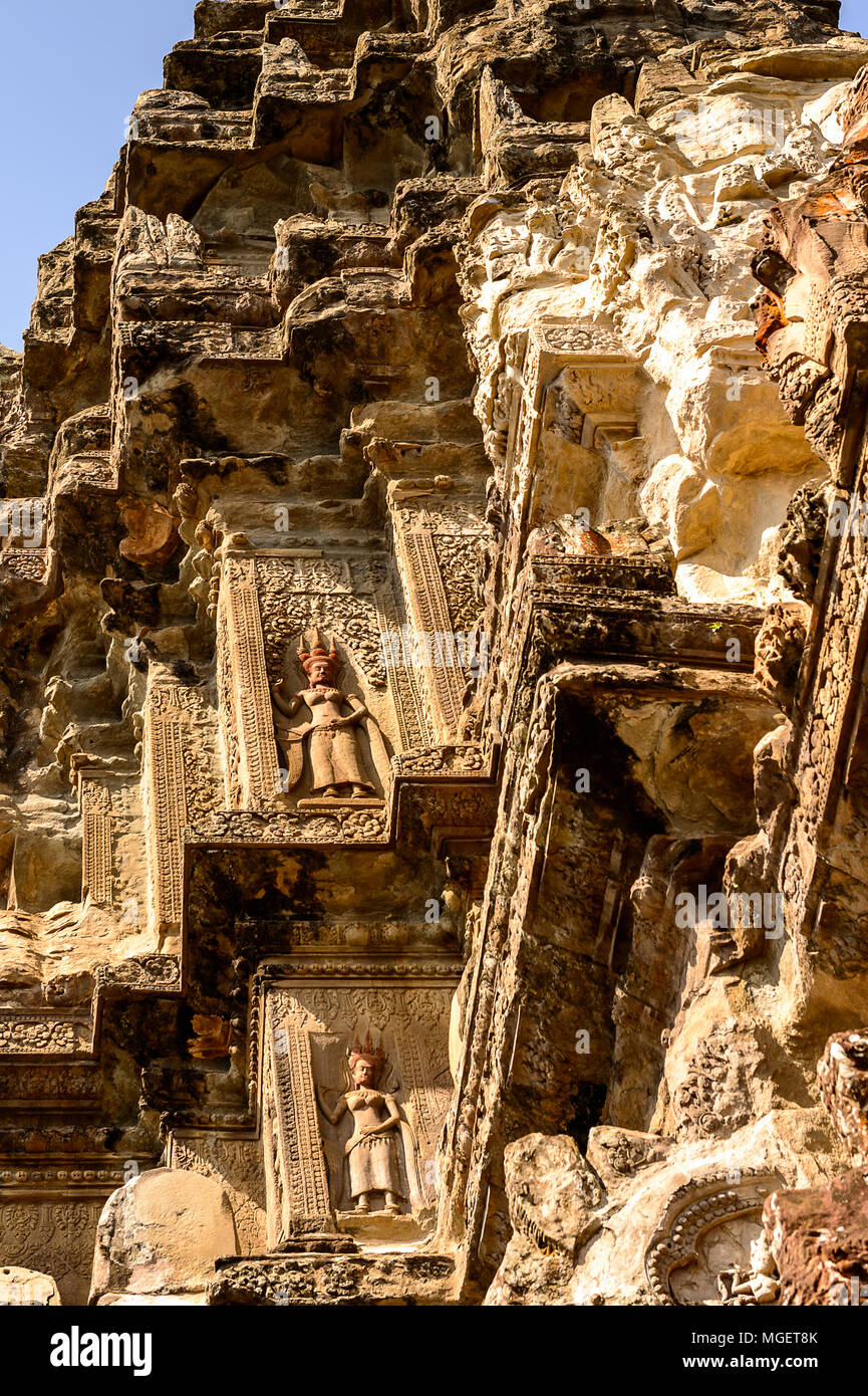 Tower of the Angkor Wat, Cambodia, the largest religious monument in
