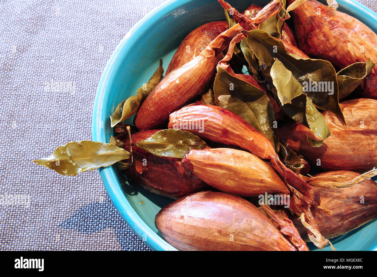 Echalotes confites (candied shallots), La Table du Marais restaurant, La Fresnais, Brittany, France Stock Photo