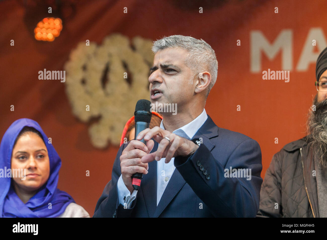 London UK. 28th Aril 2018. London Mayor Sadiq Khan attends Vaisakhi festival in Trafalgar Square which celebrates Sikh and Punjabi tradition, heritage and culture Credit: amer ghazzal/Alamy Live News Stock Photo