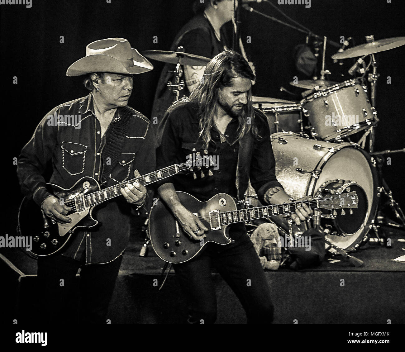 Tv series 2001 2010 usa hires stock photography and images Alamy