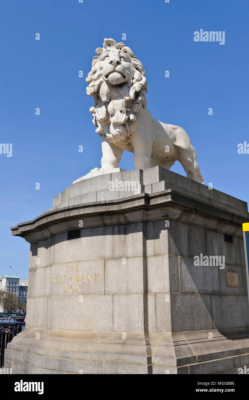 Lion Statue Westminster Bridge High Resolution Stock Photography And Images Alamy