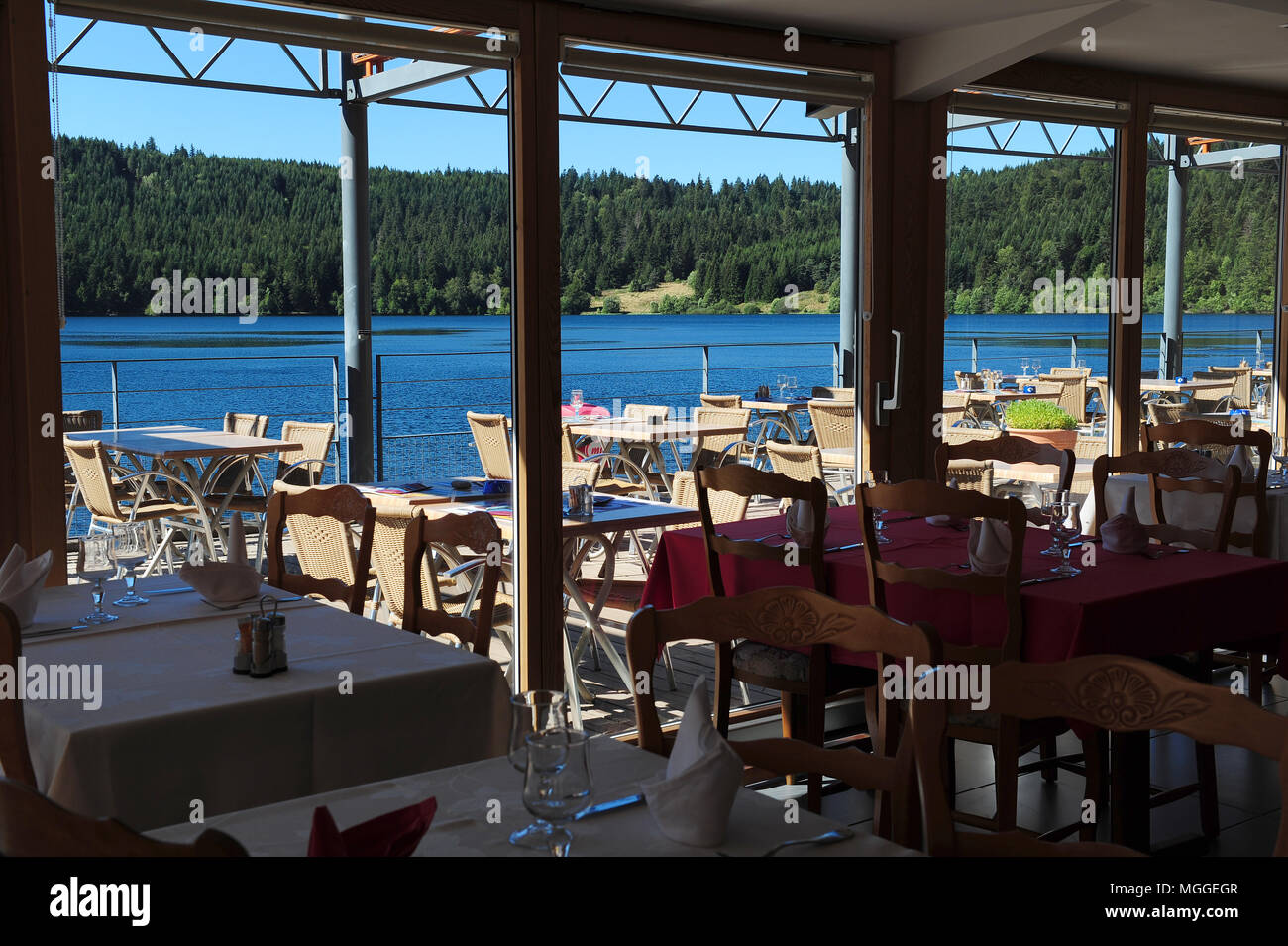 Chalet lac du bouchet hires stock photography and images Alamy