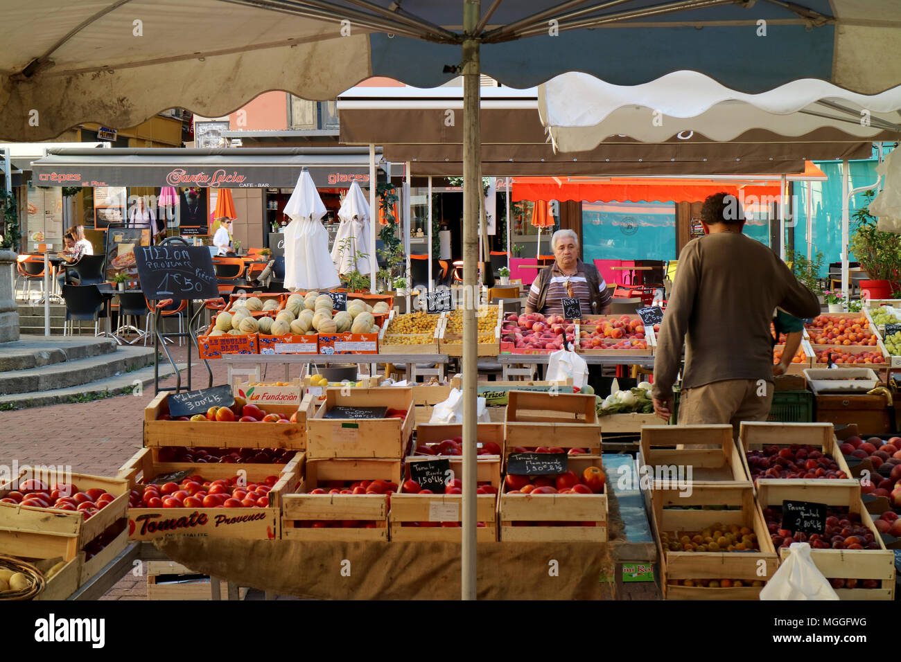 The fruit and veg market in the city of Le-Puy-en-Velay Stock Photo
