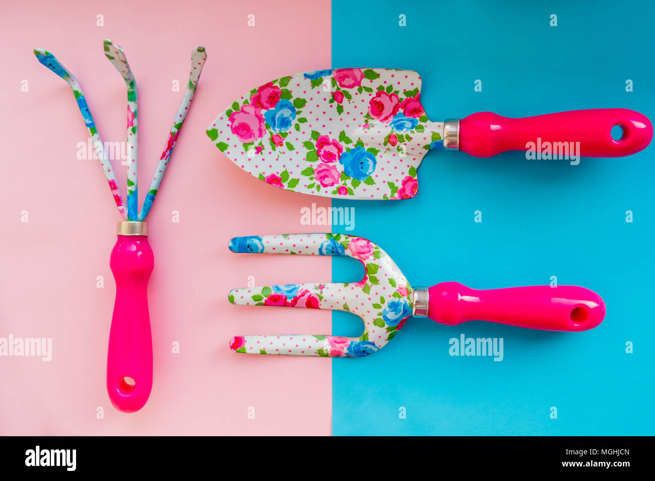 Garden spade cutout hi-res stock photography and images - Alamy