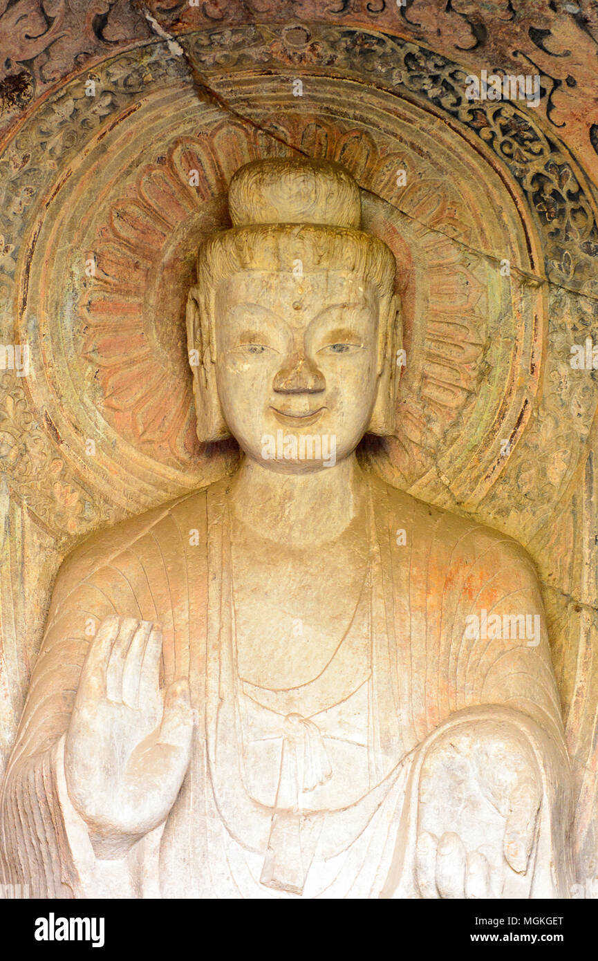 Buddha statue at the Longmen Grottoes ( Dragon's Gate Grottoes) or