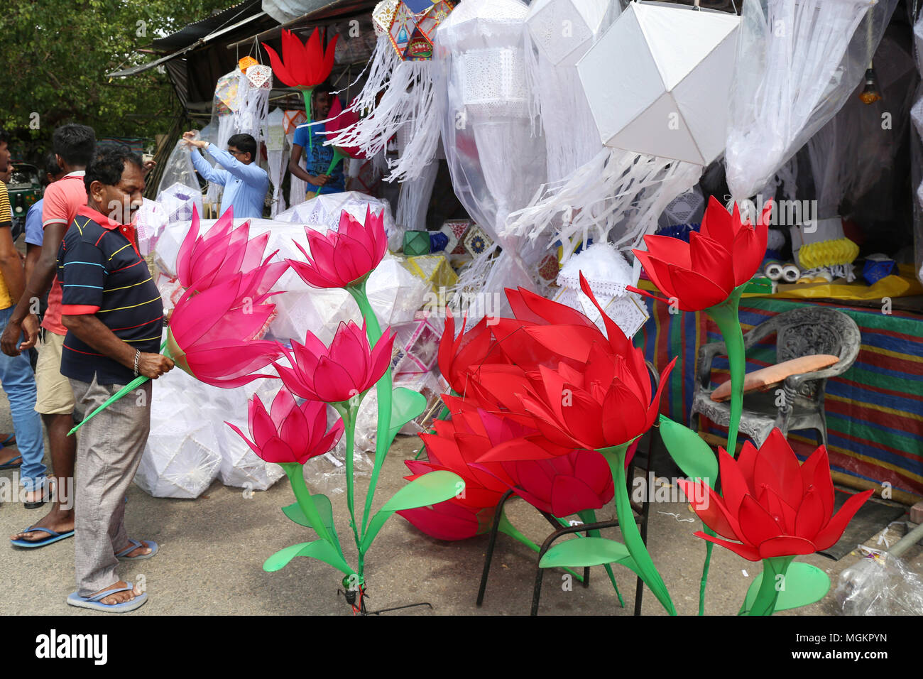 Sri Lanka 27th Apr 2018 A Sri Lankan Hangs Lanterns For Sale At