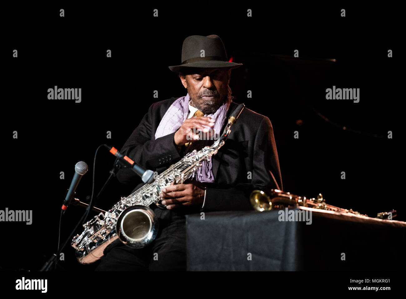 Darryl hall hi-res stock photography and images - Alamy