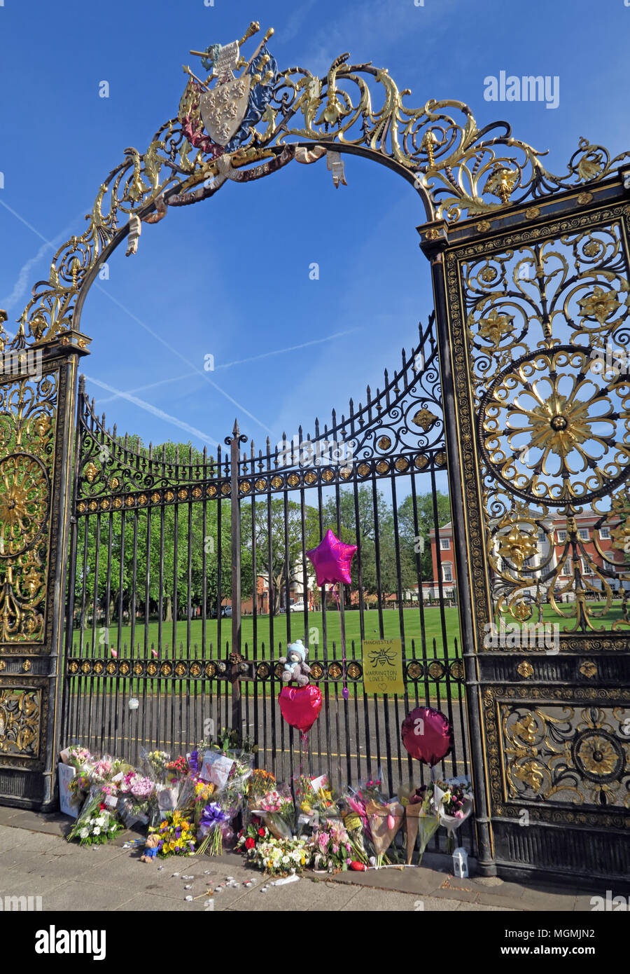 Golden Gates Sankey St Warrington after Manchester Bombing 2017 Stock Photo