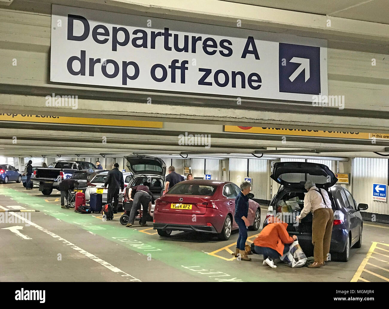 Manchester International Airport Dropoff Zone Stock Photo