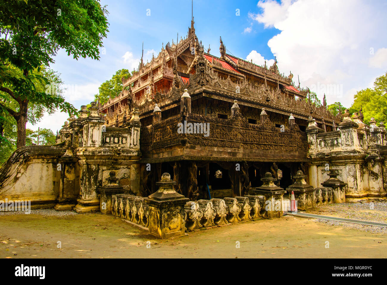 Shwenandaw Monastery