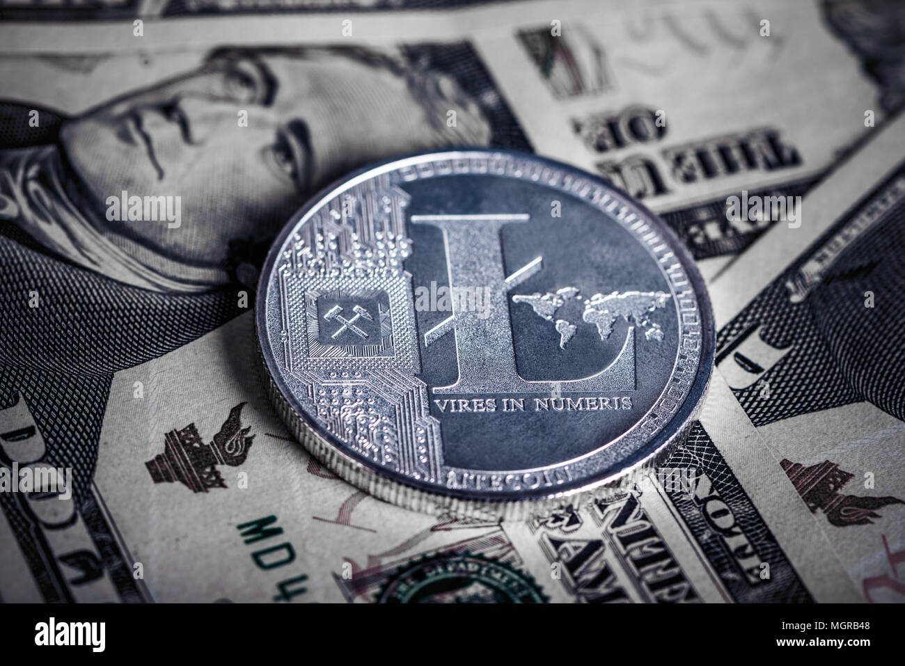 Us silver coin hi-res stock photography and images - Alamy
