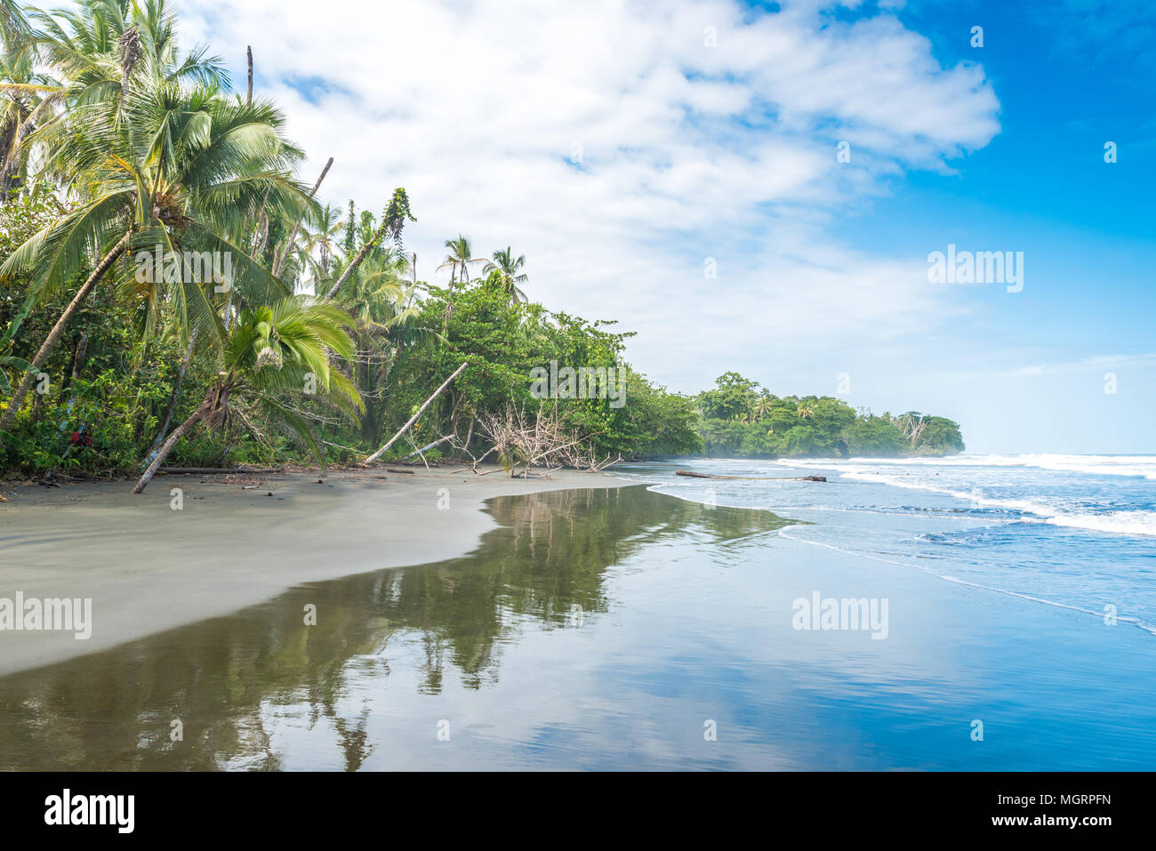 Playa Negra - black beach at Cahuita, Limon - Costa Rica - tropical and ...