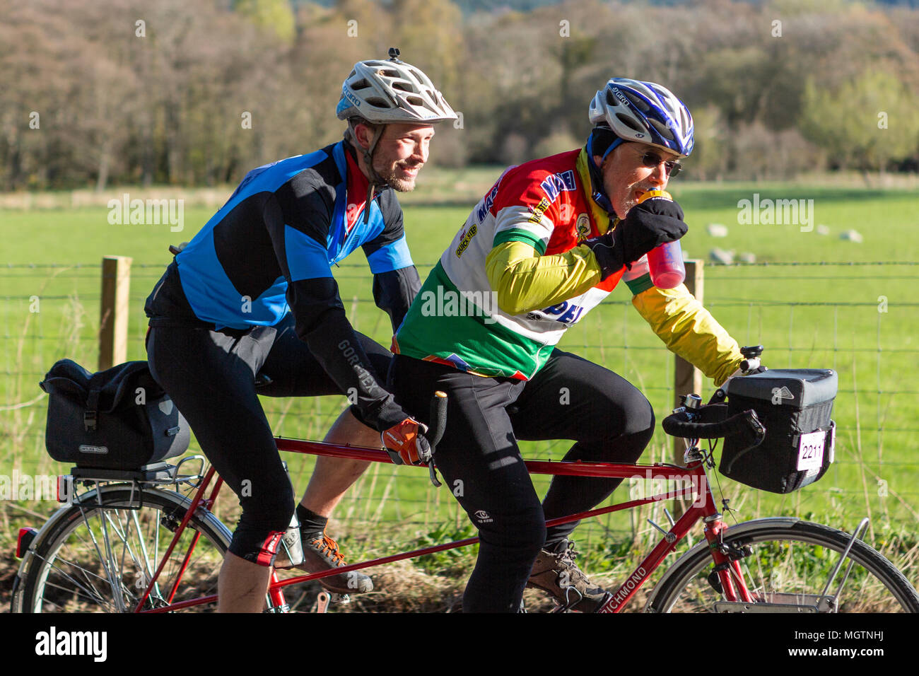 Fort Augustus, Scotland, UK. 29th April, 2018. Cyclists taking part in