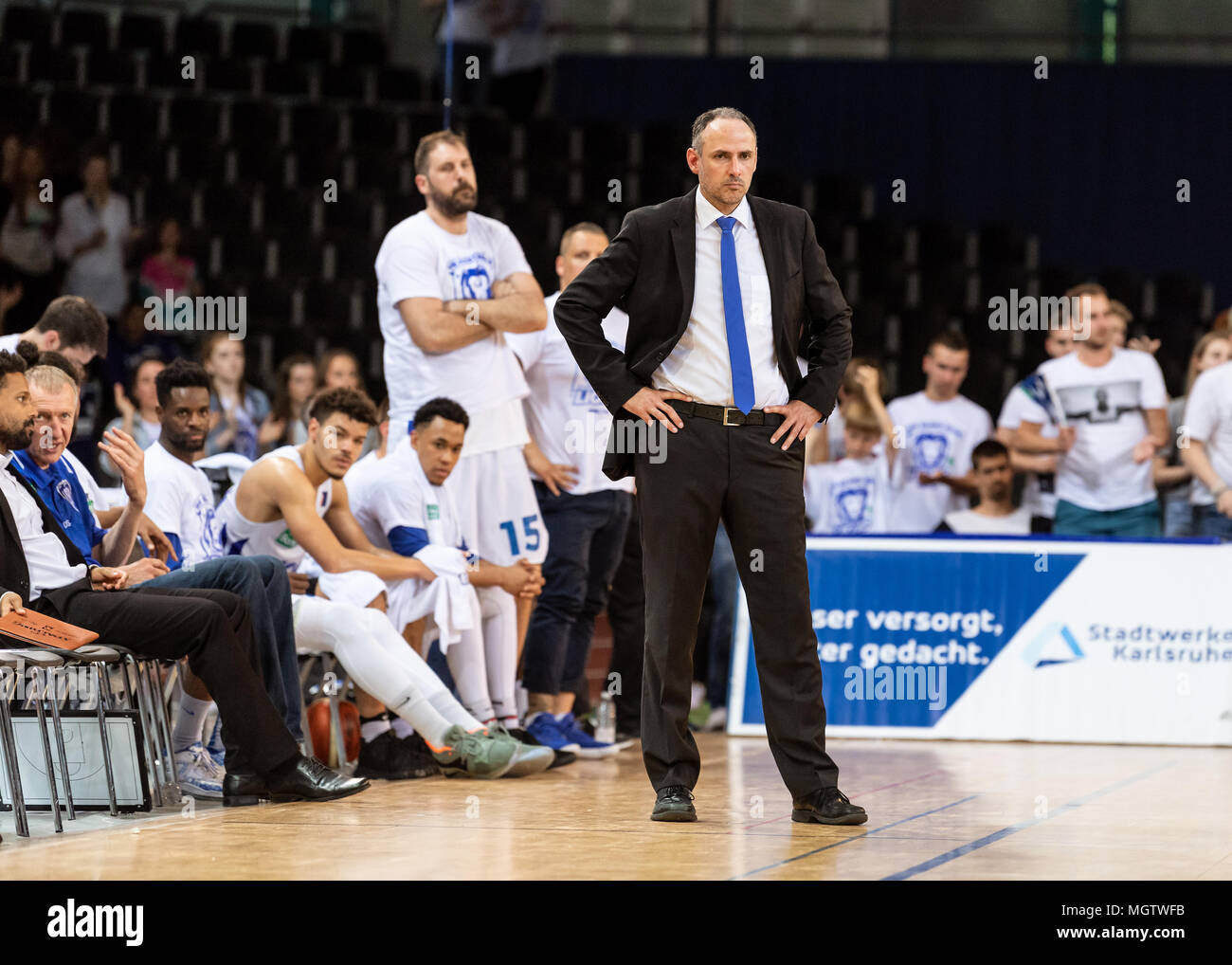 Karlsruhe, Germany. 29th Apr, 2018. Disappointment with the Lions, coach Michael Mai (Lions Karlsruhe). GES/Basketball/ProA, Playoff Semifinal: PSK Lions - Rasta Vechta, 29.04.2018 - | usage worldwide Credit: dpa/Alamy Live News Stock Photo
