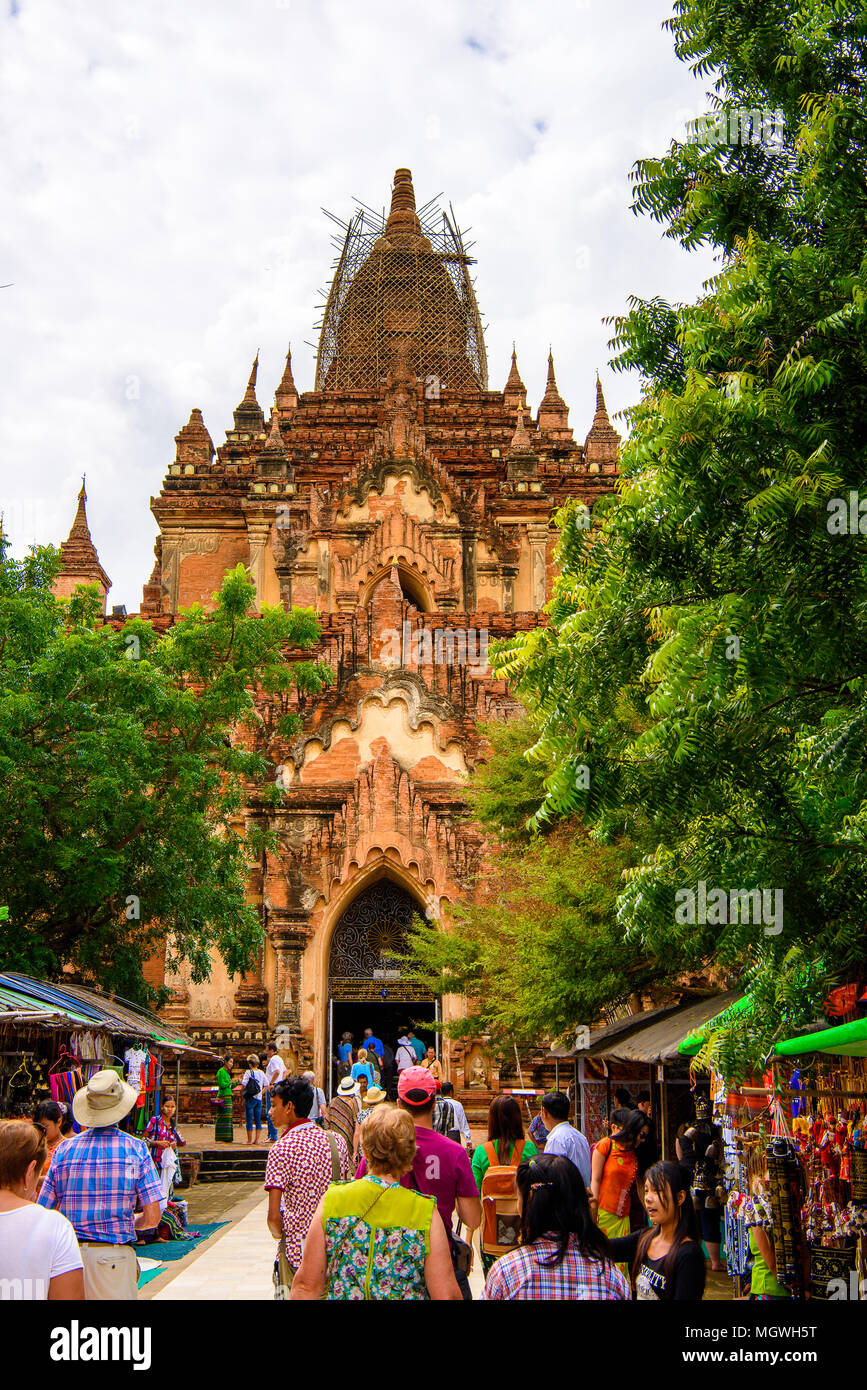 Htilominlo Temple, Bagan Archaeological Zone, Burma. It was built during the reign of King Htilominlo Stock Photo