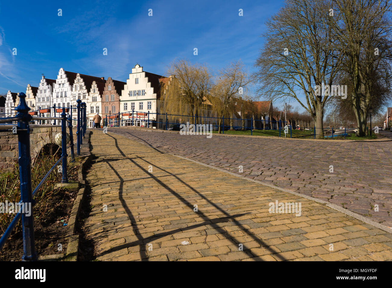 Gabled houses on the market square in the so-called 'Dutch' town with its town canals, Friedrichstadt, Schleswig-Holstein, Germany, Europe Stock Photo