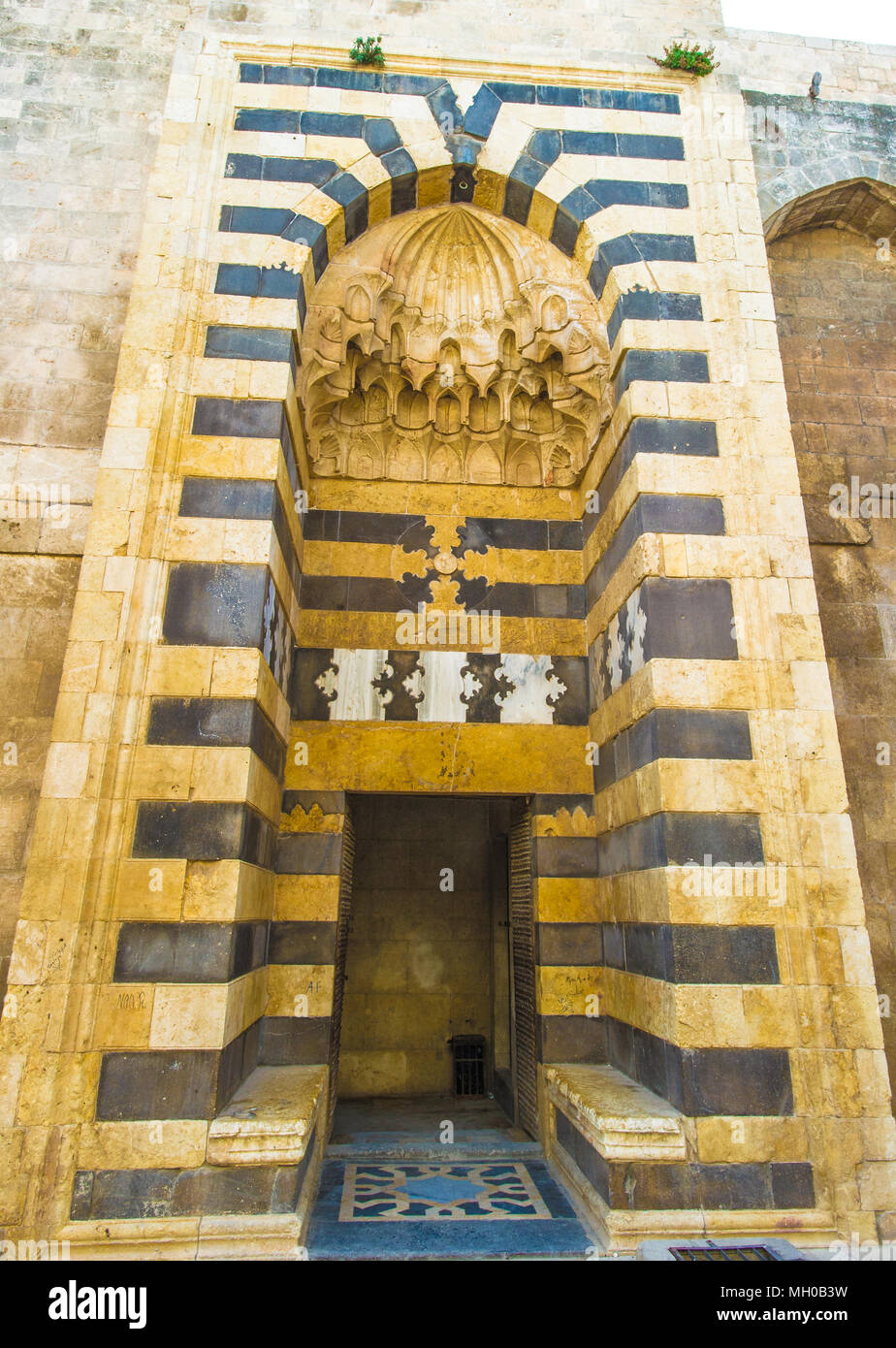 old temple of Apello, Syria Stock Photo - Alamy