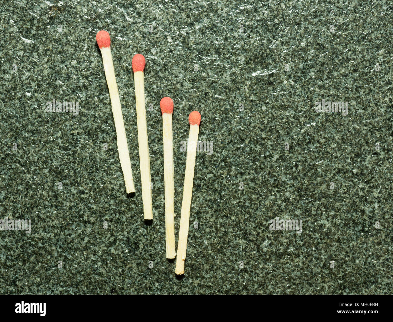 Red matches hi-res stock photography and images - Alamy