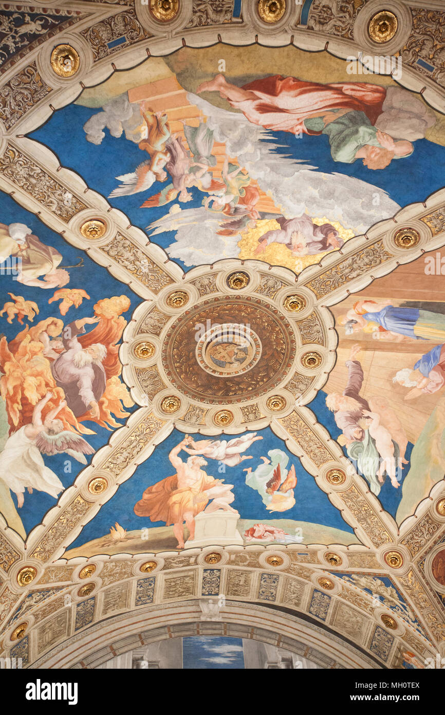 Ceiling mural hires stock photography and images Alamy