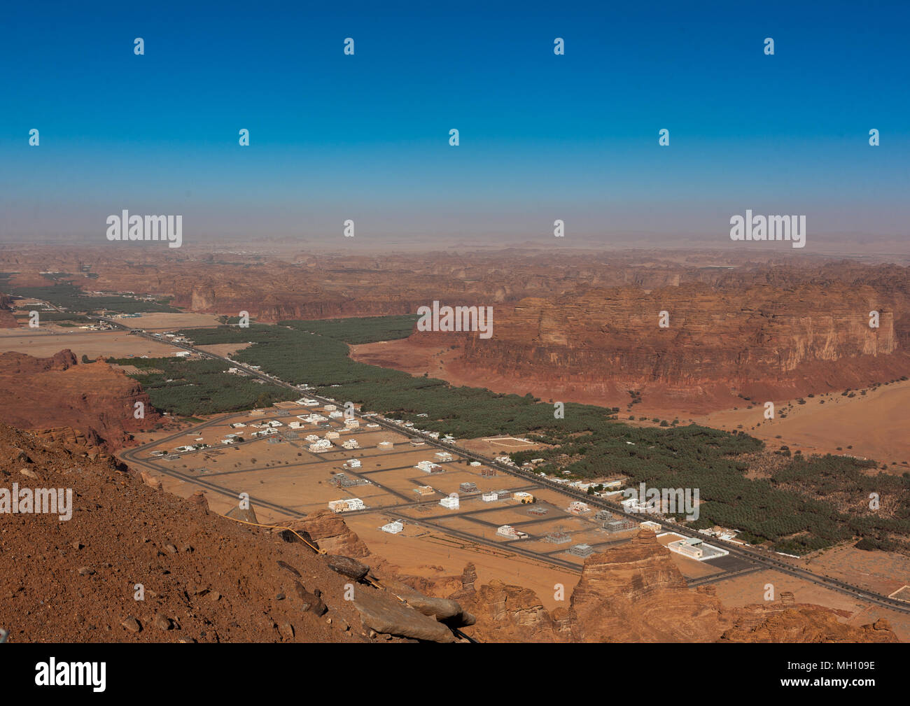 Saudi arabia al ula town oasis hi-res stock photography and images - Alamy
