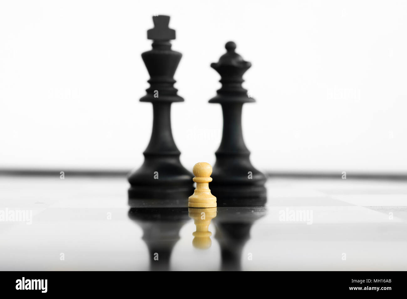 Checkmate white chess defeats black king 26565272 PNG