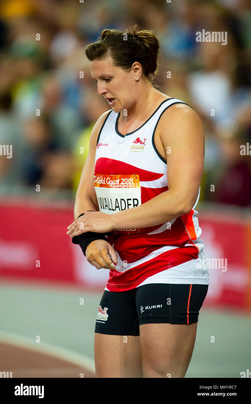 Shot put women hires stock photography and images Alamy