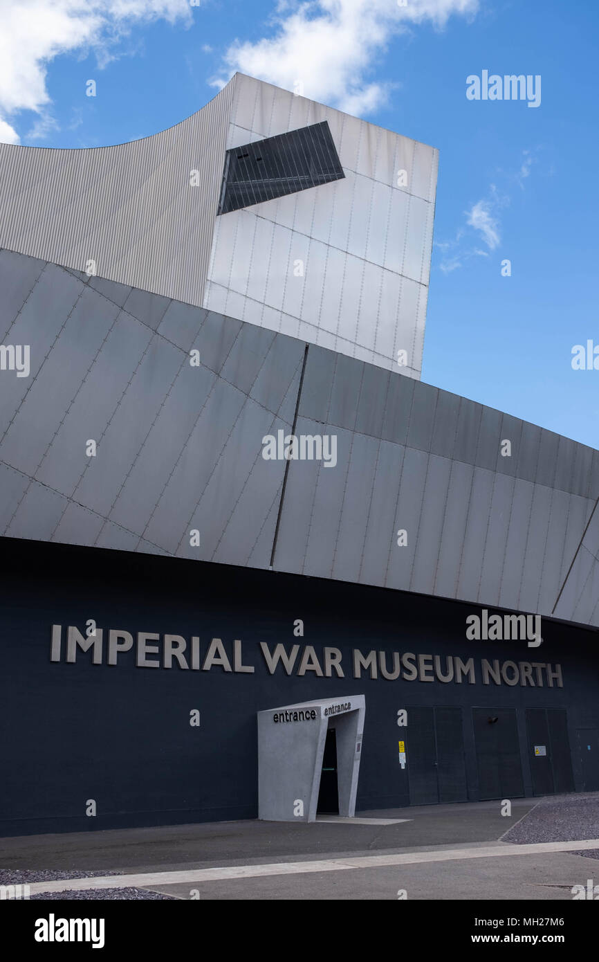 Manchester the imperial war museum north hi-res stock photography and ...
