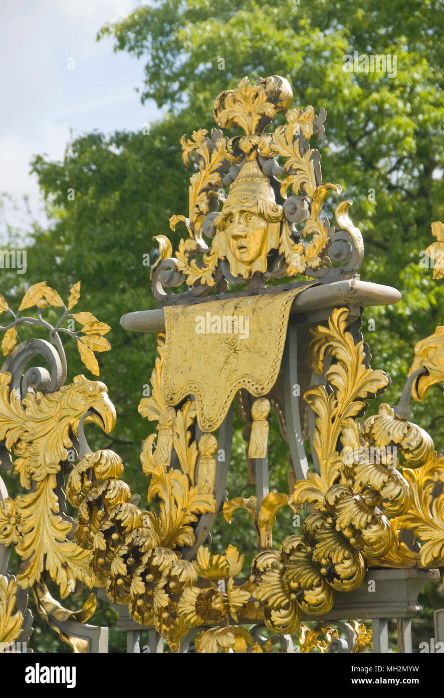 Hampton Court, London Stock Photo Alamy