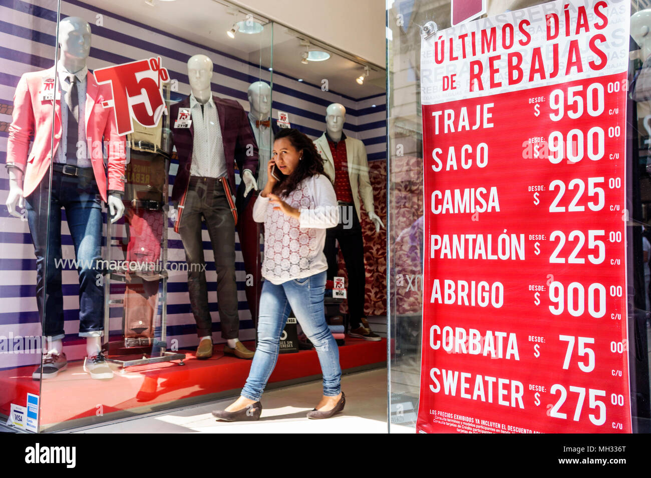 Clothing store sale latin america hi-res stock photography and images -  Alamy
