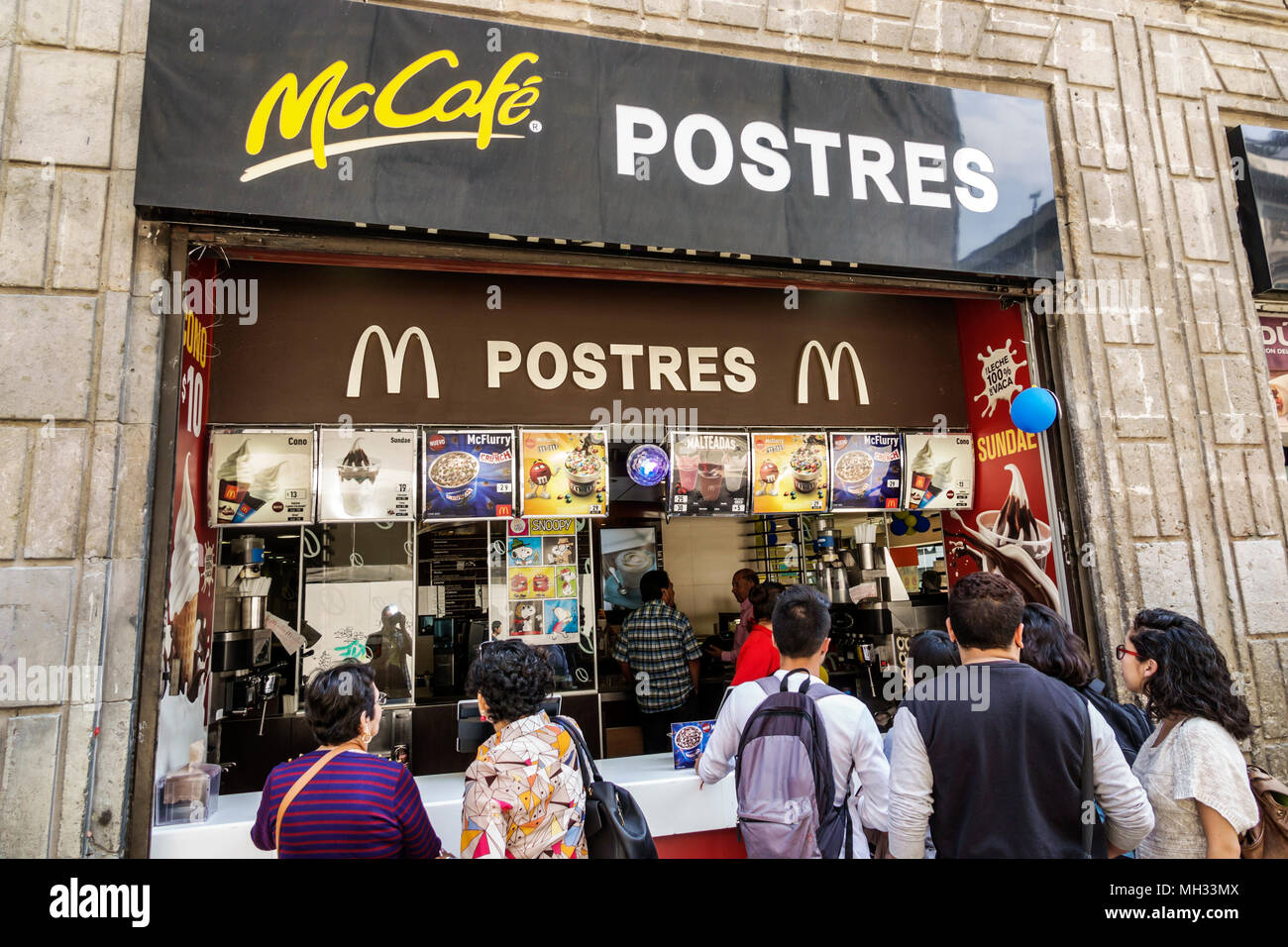 Mcdonalds mexico food hi-res stock photography and images - Alamy