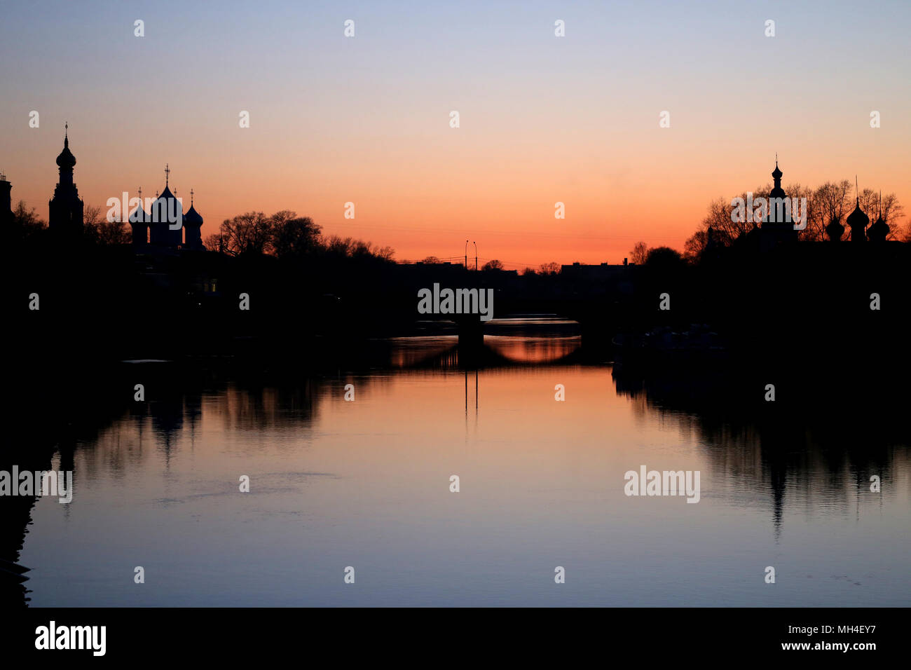 Beautiful river foto hi-res stock photography and images - Alamy