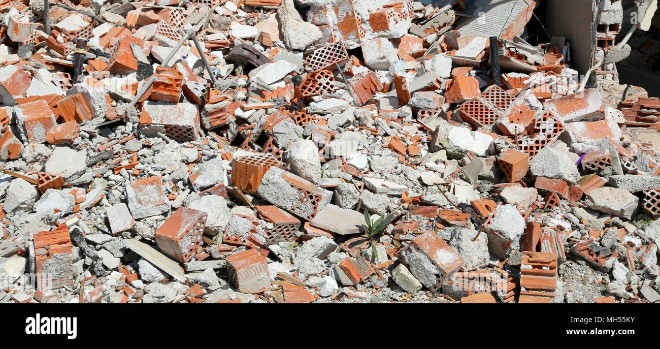 background of rubble with many broken bricks and cement Stock Photo - Alamy
