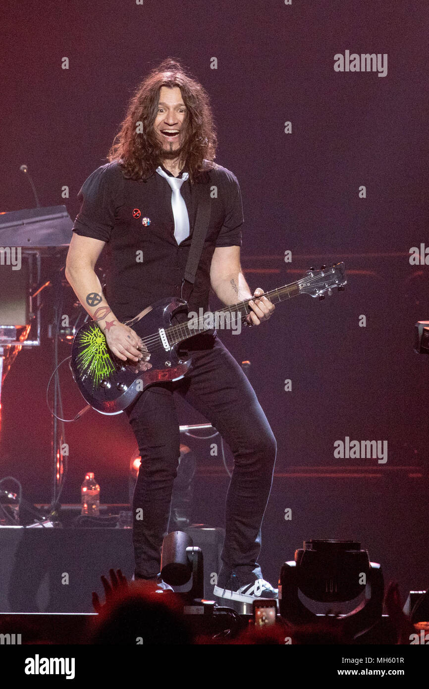 Milwaukee, Wisconsin, USA. 29th Apr, 2018. PHIL X (PHIL XENIDIS) of Bon Jovi during the This House Is Not For Sale tour at the Bradley Center in Milwaukee, Wisconsin Credit: Daniel DeSlover/ZUMA Wire/Alamy Live News Stock Photo