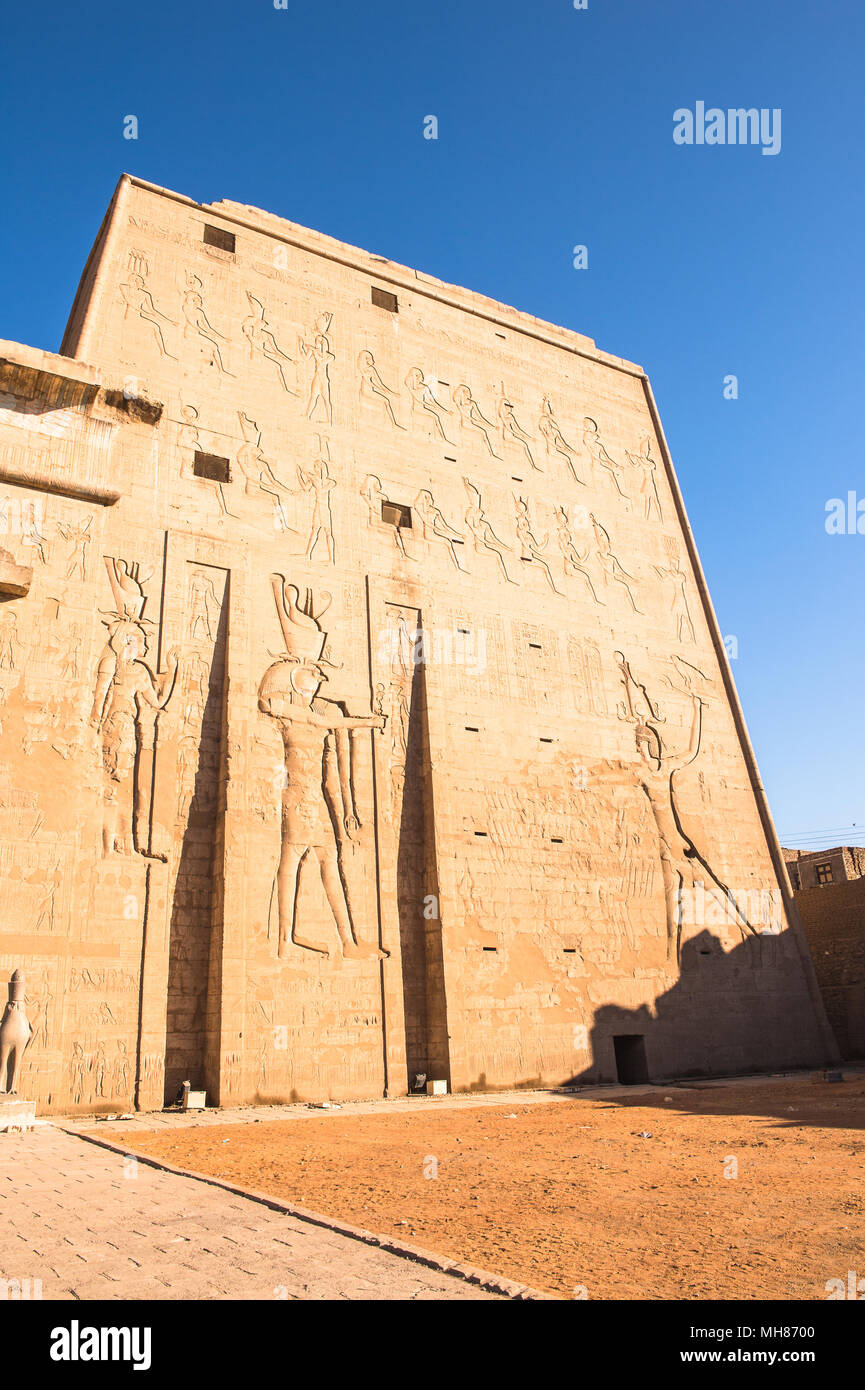 Ptolemaic Temple of Horus, Edfu (Idfu, Edfou, Behdet), Egypt Stock ...