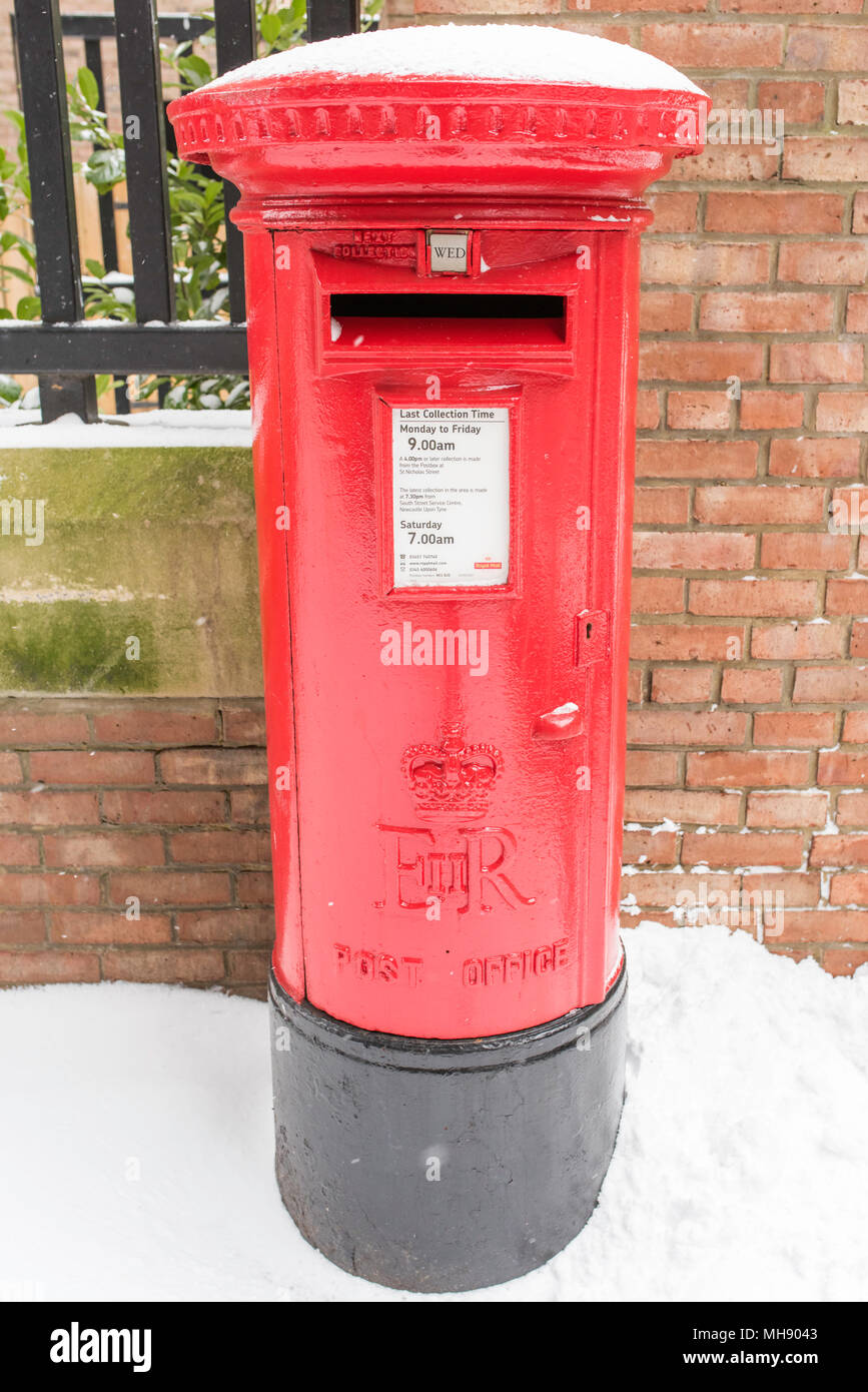 Frozen mailboxes hires stock photography and images Alamy