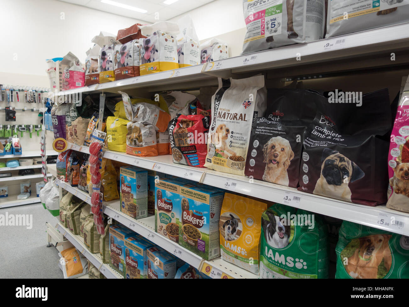 different-pallettes-hi-res-stock-photography-and-images-alamy
