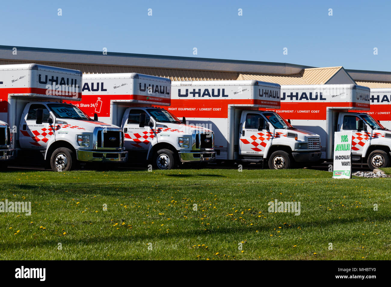 Lafayette - Circa April 2018: U-Haul Moving Truck Rental Location. U-Haul offers moving and storage solutions III Stock Photo