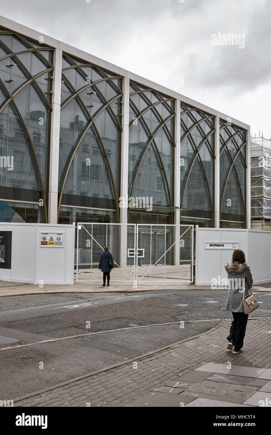 Boots the chemist signage hires stock photography and images Alamy