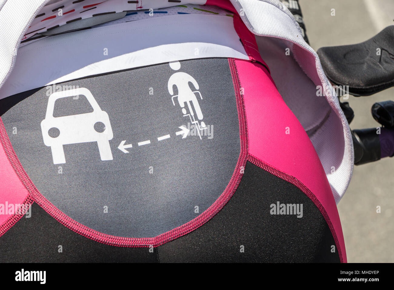 Paola Gianotti #iorispettoilciclista #ilgirodipaola Keep Brave Italian female cyclist cycled around the world Guinness World Record holder wearing Stock Photo