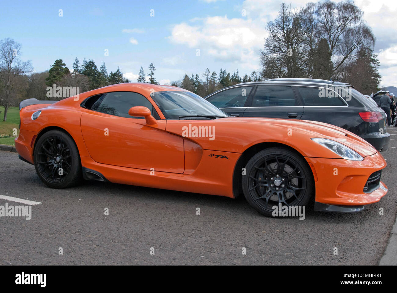 2014 SRT Dodge Viper Time Attack Supercar front offside passenger side