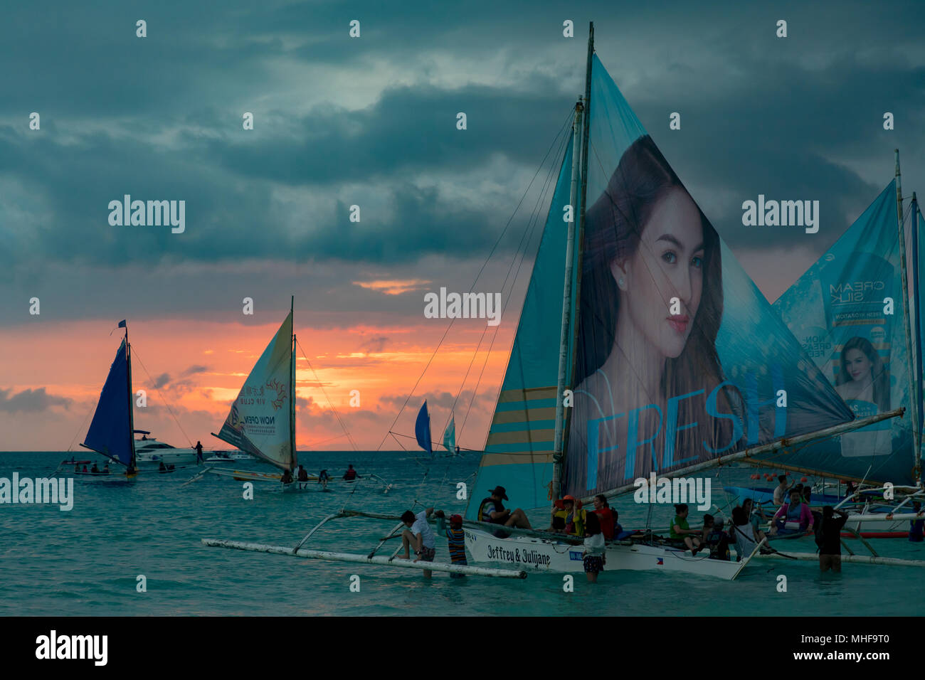 Boracay boats hi-res stock photography and images - Alamy