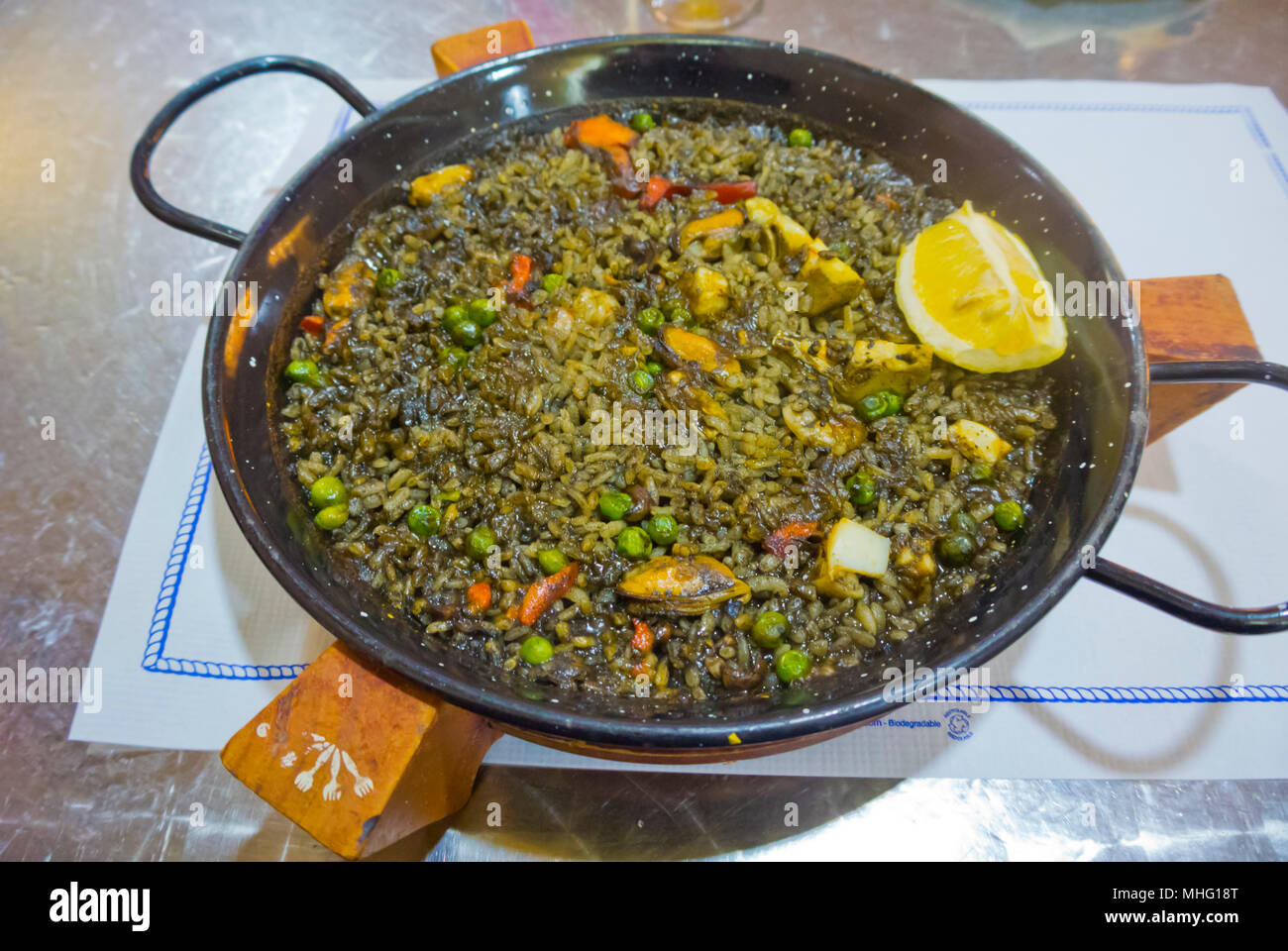 Paella de Marisco, seafood paella, Cadiz, Andalucia, Spain Stock Photo